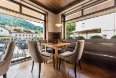 Bar und Terrasse